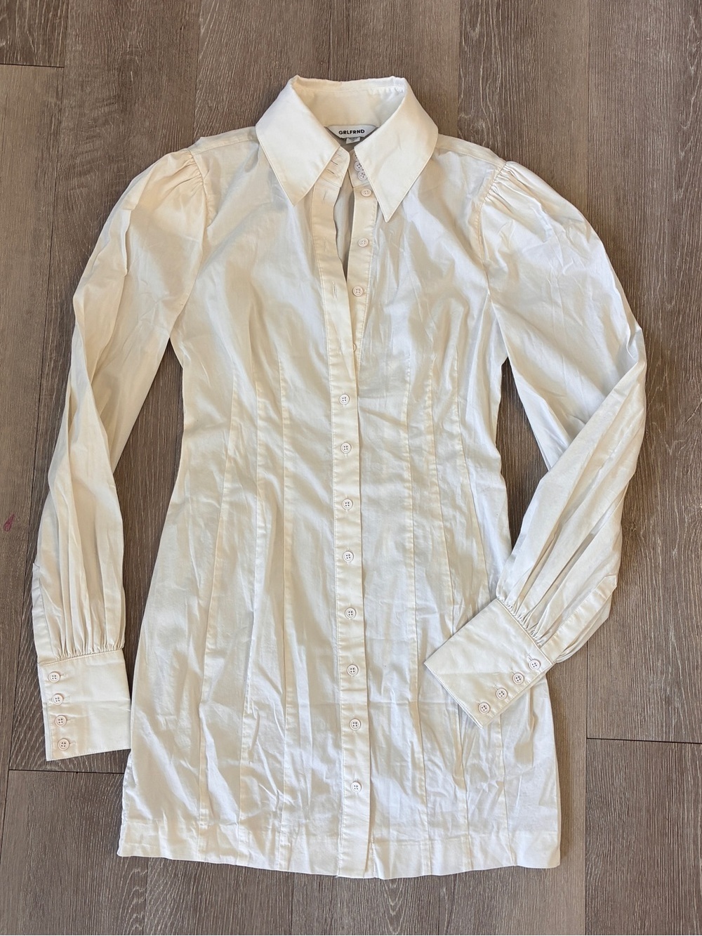 GRLFRND White button down shirt dress
Classy minimalist schoolgirl Like new